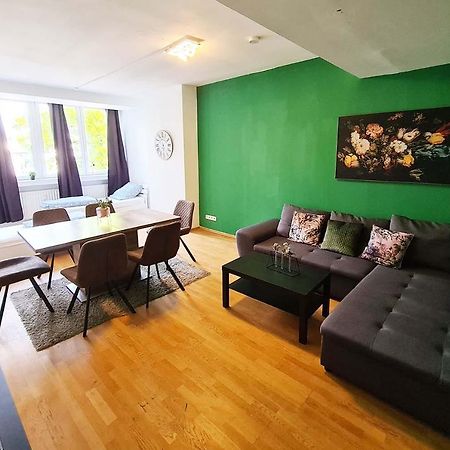 Langenfeld Apartment Екстериор снимка