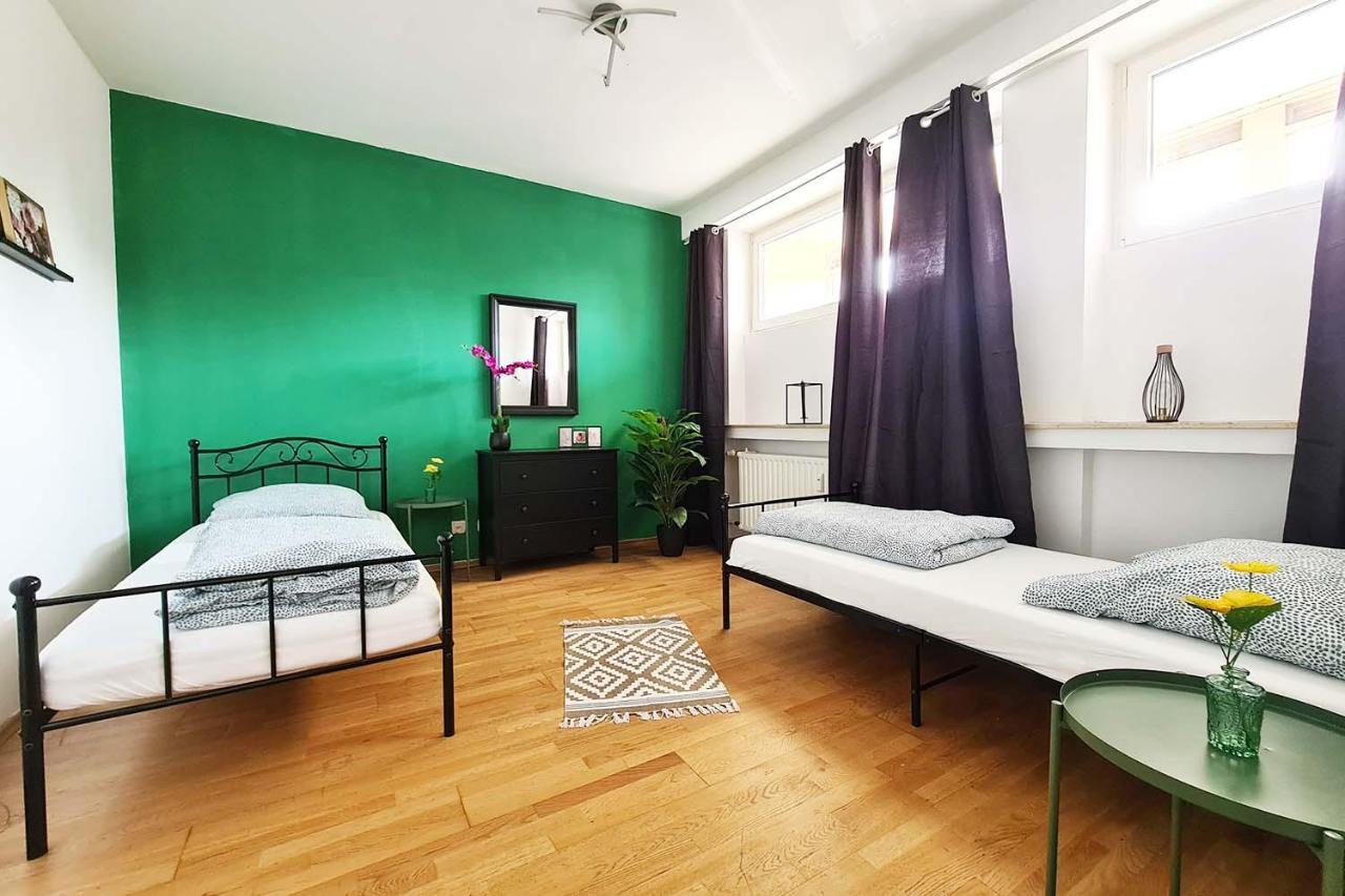 Langenfeld Apartment Екстериор снимка